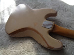 Fender MIM Flea Jazz Bass Road Worn.