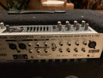 BEHRINGER K3000FX PA/KB/GUITAR AMP