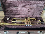 Yamaha Trumpet YTR 2320E