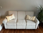 Perfect condition LazBoy Bennett Power Sofa