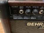 BEHRINGER GUITAR AMP (ULTRACOUSTIC AT108)