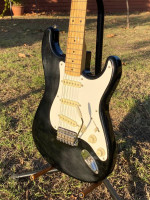 Fender Stratocaster-1991 Black and Maple