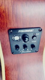Fender Tim Armstrong Hellcat Walnut Fingerboard Natural