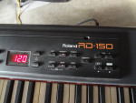 ꙮ ROLAND RD-150 Digital Keyboard Piano