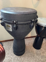 Remo Mando Djembe - Black