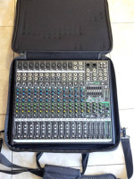 Mackie ProFX16V2 Professional Mixer