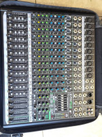 Mackie ProFX16V2 Professional Mixer
