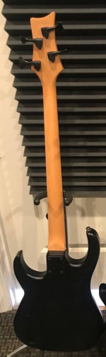 Bass guitars