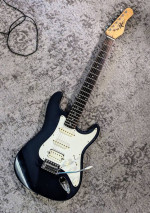 Rogue ST-4 Strat Style HSS Electric Guitar