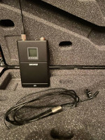 Shure UR4D wireless system + 2 Lav mics