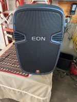 JBL EON 515 15" Powered Speakers with Roller Carrying Bags - PAIR