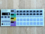Arturia Beatstep Pro sequencer