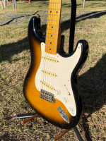 Fender '54 Reissue Stratocaster-1990 Reissue