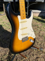 Fender '54 Reissue Stratocaster-1990 Reissue
