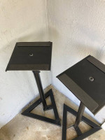 Studio monitor speaker stands