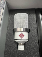 TLM 102 - REAL and Brand New (Neumann)