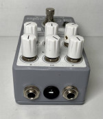 EarthQuaker Devices Bit Commander Analog Octave Synth V2