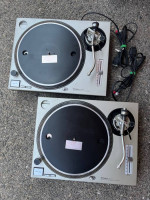 pair of TECHNICS sl-1200mk2 turntables 1200mk2 1200 mk2 dual voltage
