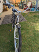 Schwinn Riverside 26" bike