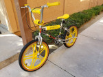 MONGOOSE BMX TIRE 20 LIKE NEW