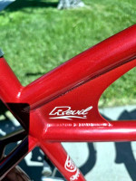 24" ELECTRA RED REVIL MEDIUM FRAME NEEDS NOTHING SMOOTH AND STRONG