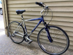 Trek "7300" 24-Speed Aluminum Frame Hybrid Commuter Bike (20 in Frame)