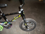Small kids bike with traning wheels 12 inch wheels