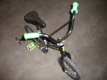 Small kids bike with traning wheels 12 inch wheels