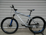 Diamondback Axis Sport - 27.5 Wheels - Hydraulic Disc Brakes