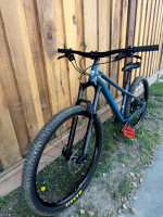 2023 Santa Cruz Chameleon AL MX D Mountain Bike