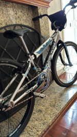 2012 SE Floval Flyer 24" Racing Bmx