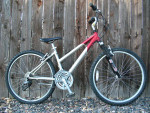 SCHWINN Sierra GS Woman's Hardtail Mountain Bike Excellent Condition