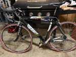 Fuji team bike