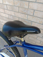 ***SCHWINN LEGACY BEACH CRUISER ***