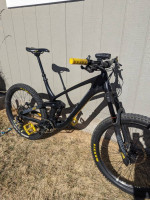 Kona Process 153 Carbon full suspension mountain bike like new