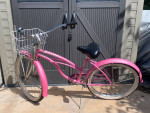 Micargi pantera GTS Woman’s Pink cruiser w-basket and Springer front