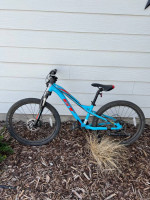 24 in GT Stomper Pro Mountain Bike