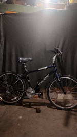 Trek Navigator 300 Recently Serviced medium aluminum frame