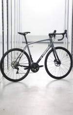 2022 Trek Emonda ALR 5 58cm Carbon fiber fork