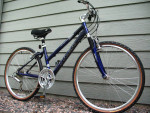 TREK Navigator 400 Woman's Hybrid / Comfort Bike Like New Condition