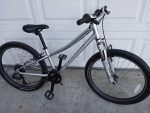 Specialized Hotrock 24in Bike, age 7-12