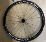 Mavic Aksium Disc wheelset 700c with continental tires