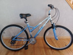 Women's Schwinn 21 Speed Hybrid/Comfort Bike