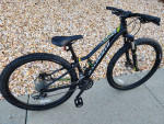 Specialized Jynx Sport 650B Mountain Bike