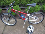 Barely used Kona Hula Light Weight Hardtail unisex bike for 8-13 y old