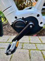 Momentum Vida E+ Low Step Electric Bike + Extras