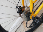 24 sp. Disc brakes. Motobecane Mountain bike. Xlnt