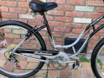 Schwinn Cruiser Seven  Bike