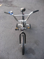 Giant Lightweight boy's BMX kids bike+training wheels for 3-7 y old