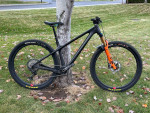 2022 Yeti ARC Custom build w/Carbon Wheels